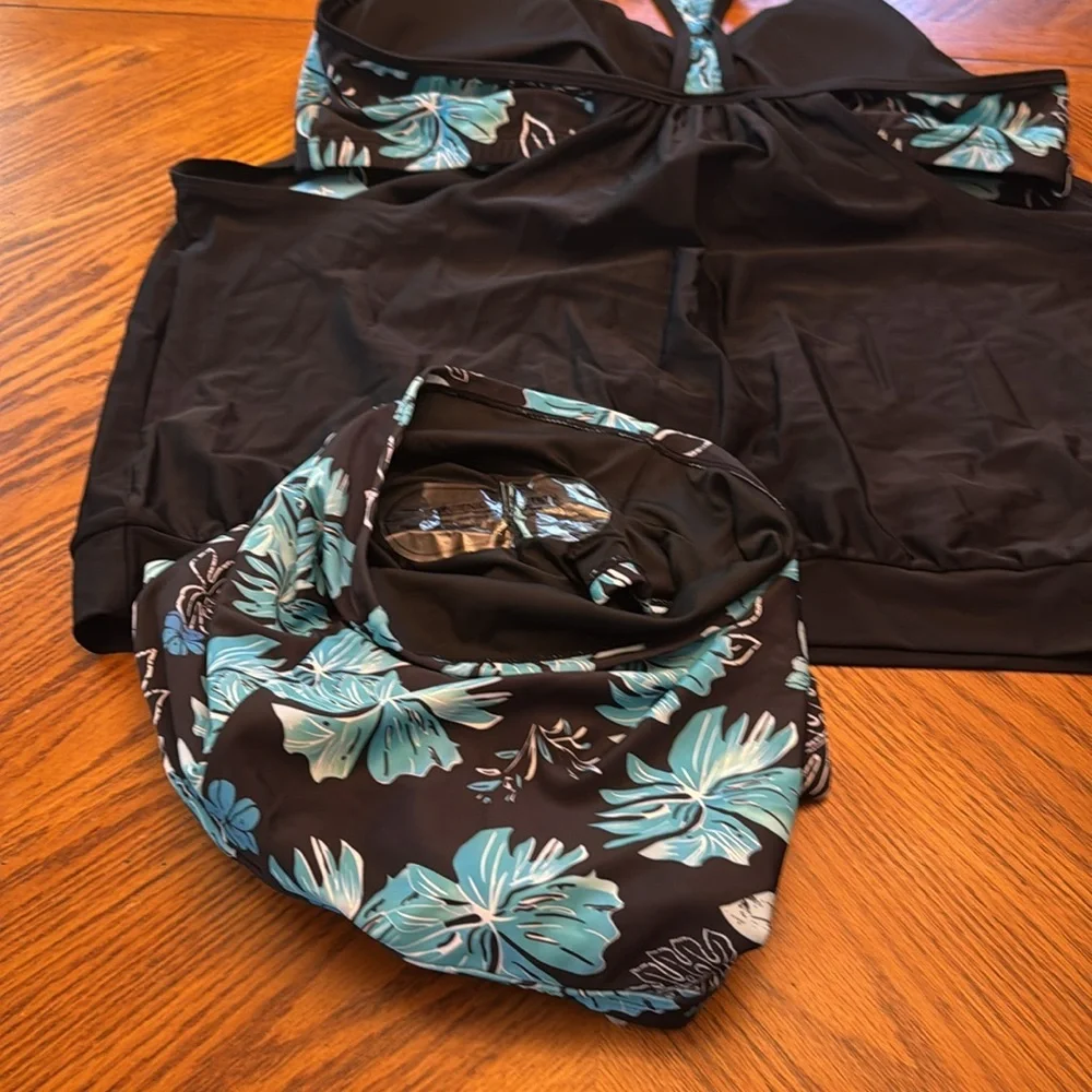 Black Tankini Top with Blue Floral Accent Swim Set for Women